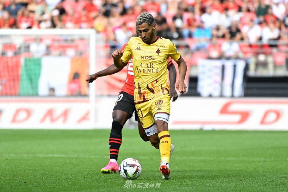 发起突然袭 发起突然袭