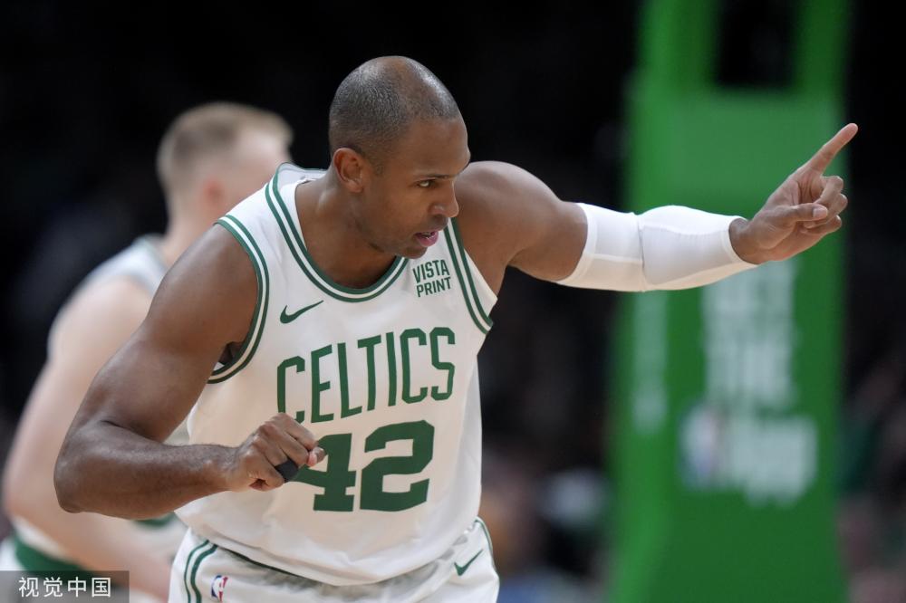 极高的篮球 极高的篮球