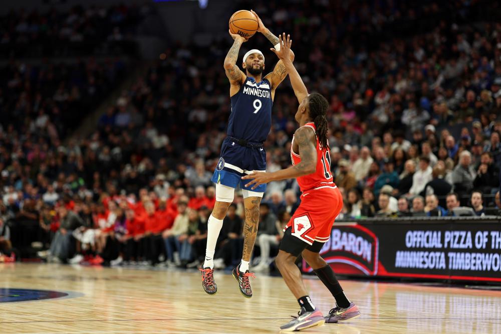 的执哨话题 的执哨话题